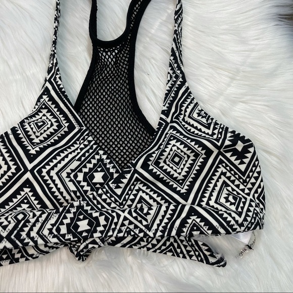 NWT Sundazed Ariel Halter Wrap Aztec Bikini Md - Picture 5 of 14